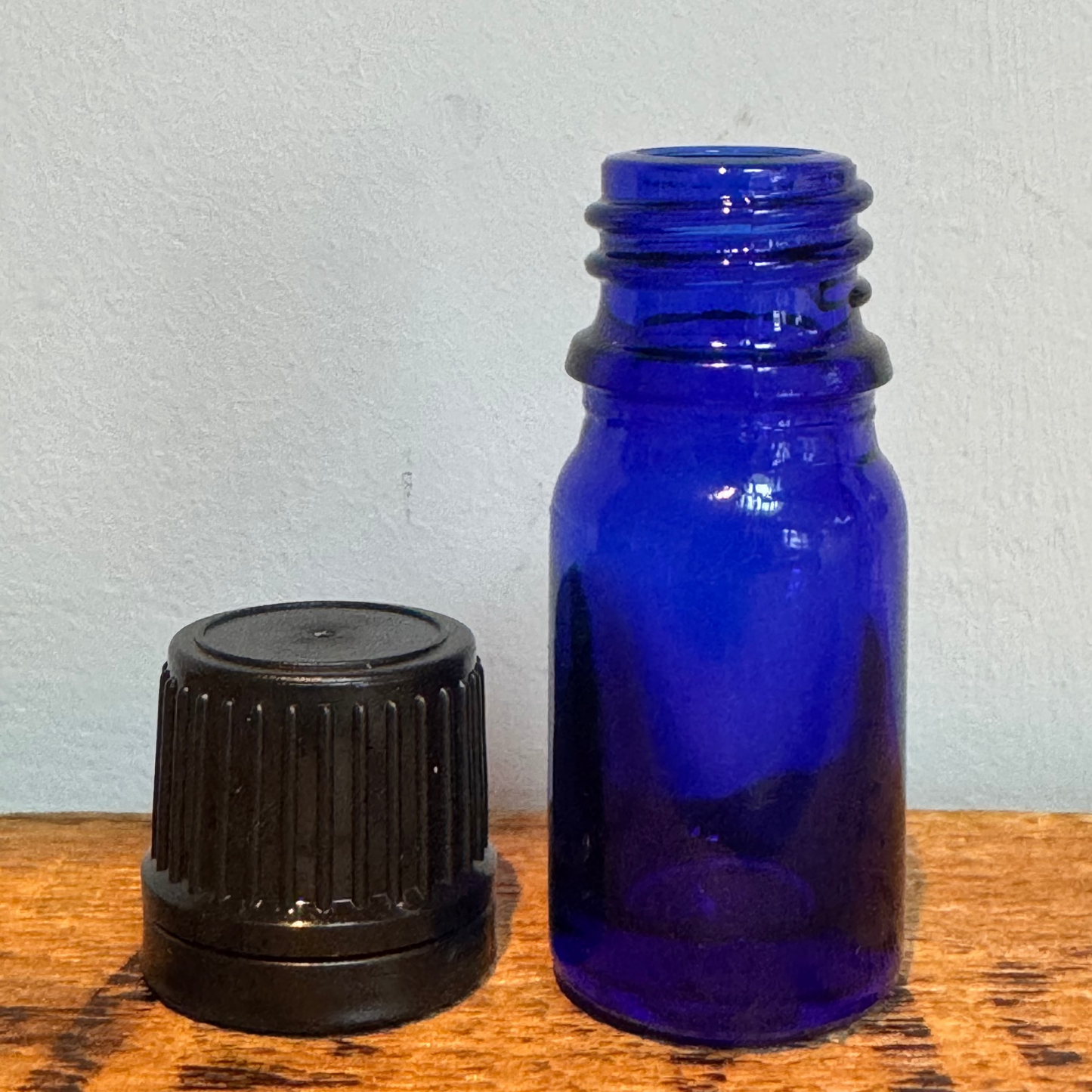 Blue Glass Bottle 5ml with black screw cap *Sale*