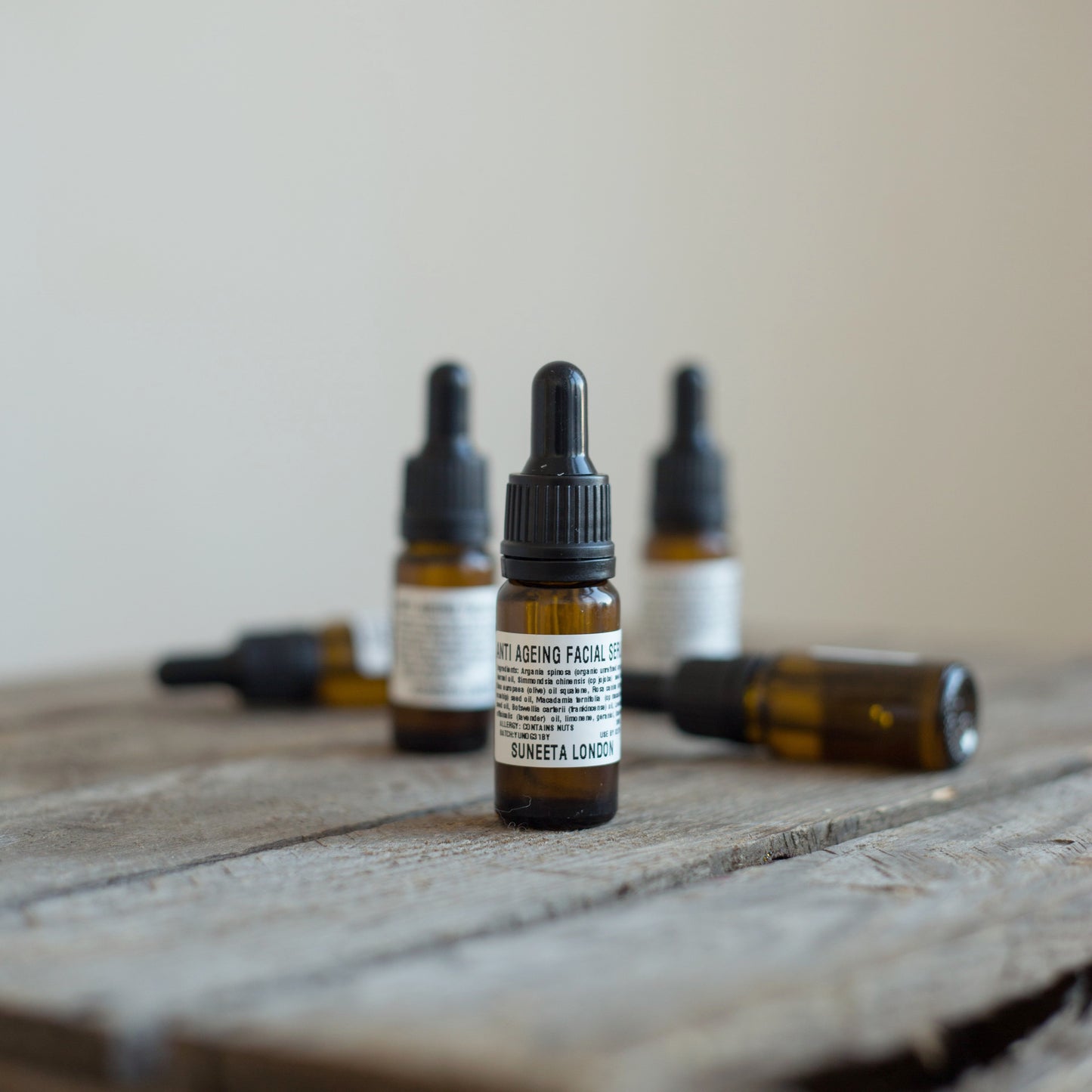 Organic Anti - Ageing Facial Serum