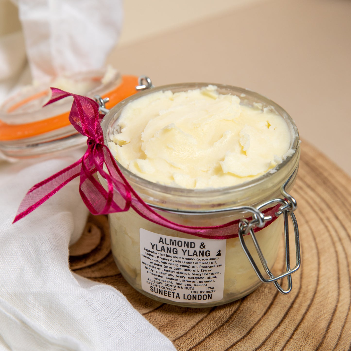 almond and ylang ylang cream kilner jar open