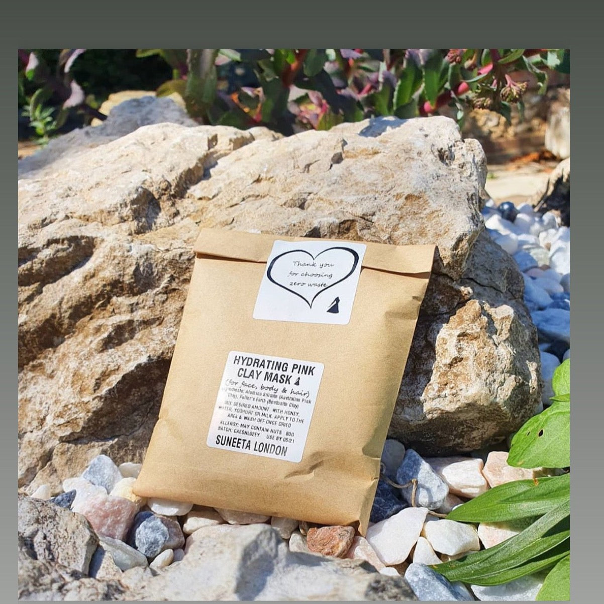 clay mask, nourishing mask, face mask, body mask, clay face mask, zero waste, zero waste mask, no waste, make your own mask, face mask refill, multani mitti, vegan mask, vegan face mask, natural mask, natural face mask, hair mask, vegan hair mask, natural hair mask, clay hair mask, bentonite clay, bentonite clay mask, suneeta, suneeta London, suneeta cosmetics, detox mask, clean skin, clear skin, smooth skin, detoxify, detox face, sample, samples, mask sample, mask samples, gift idea, gift, hydrating mask,