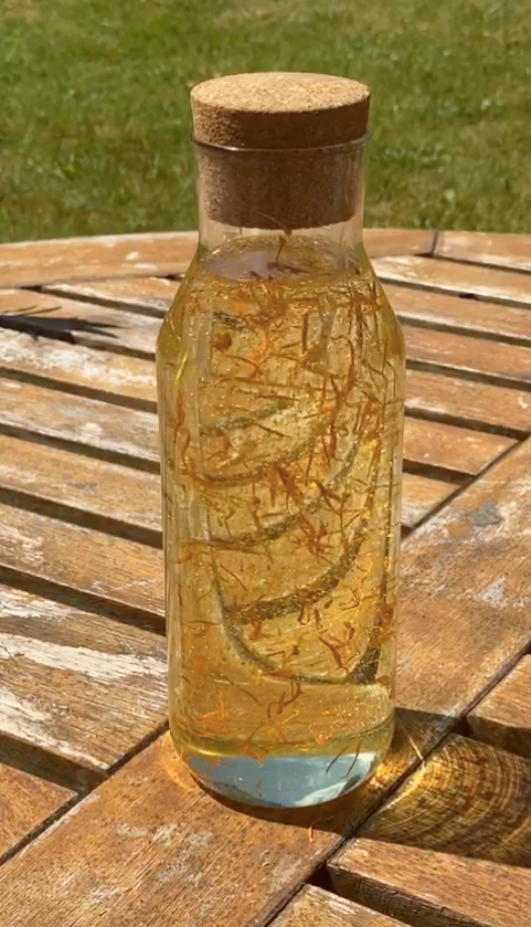 How to make your own oil infusion