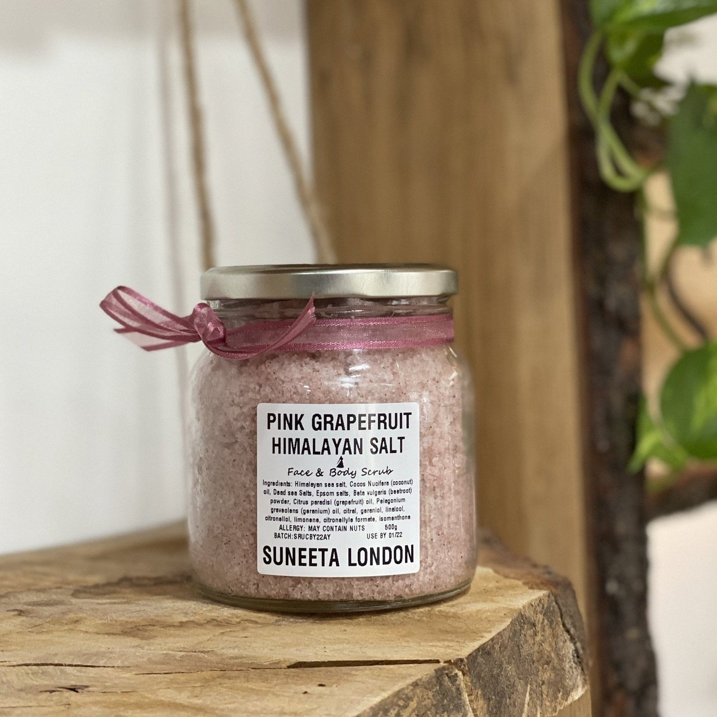 pink grapefruit, Himalayan salt scrub, salt scrub, pink scrub, natural body scrub diy exfoliate suneeta grapefruit, Suneeta London, salt scrub, salt exfoliator, natural body scrub, natural salt scrub, salt body scrub, gift idea