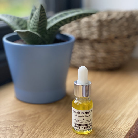organic oil, organic baobab oil, baobab, baobab oil, facial oil, organic facial oil, serum, face serum, pure oil, raw ingredient