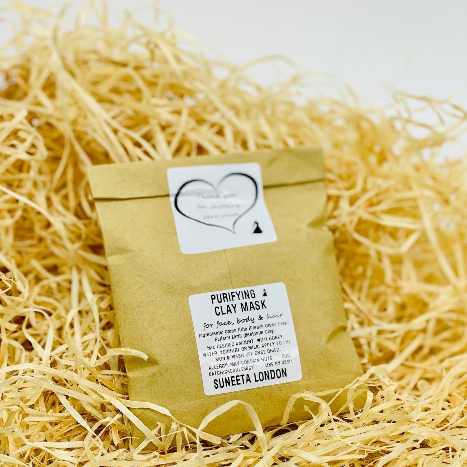 clay mask, nourishing mask, face mask, body mask, clay face mask, zero waste, zero waste mask, no waste, make your own mask, face mask refill, multani mitti, vegan mask, vegan face mask, natural mask, natural face mask, hair mask, vegan hair mask, natural hair mask, clay hair mask, bentonite clay, bentonite clay mask, suneeta, suneeta London, suneeta cosmetics
